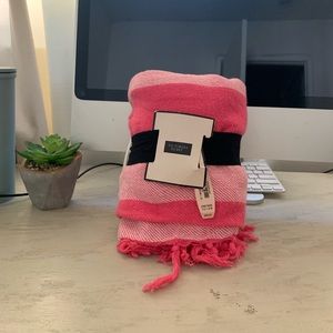 Victoria Secret Beach Blanket 🌞 🏝